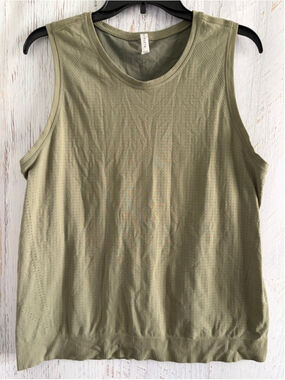 Women's Athleta Green Perforated Tank Top L